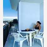 Apartman Modern With Large Terrace