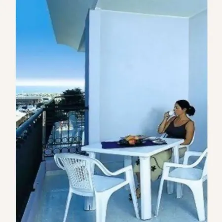 Apartamento Modern With Large Terrace